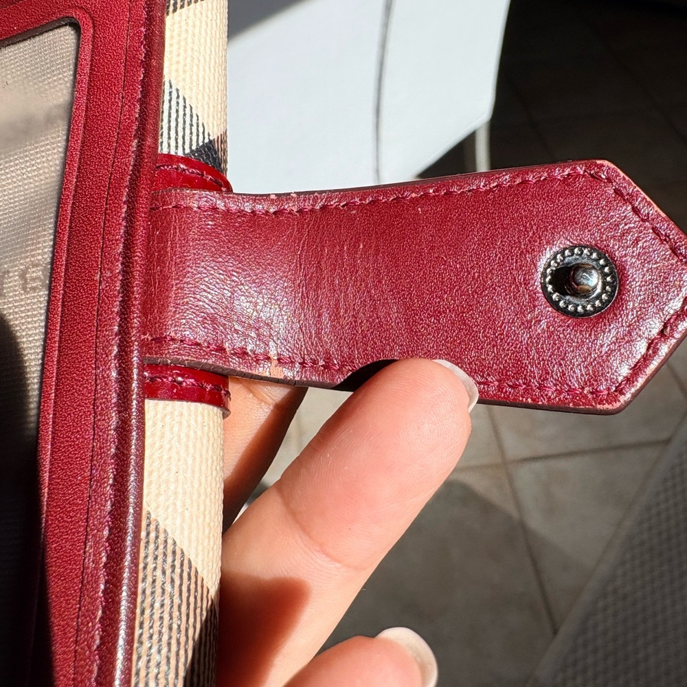 Burberry Super Nova Check Berry and Beige Leather Wallet - Picture 10 of 16